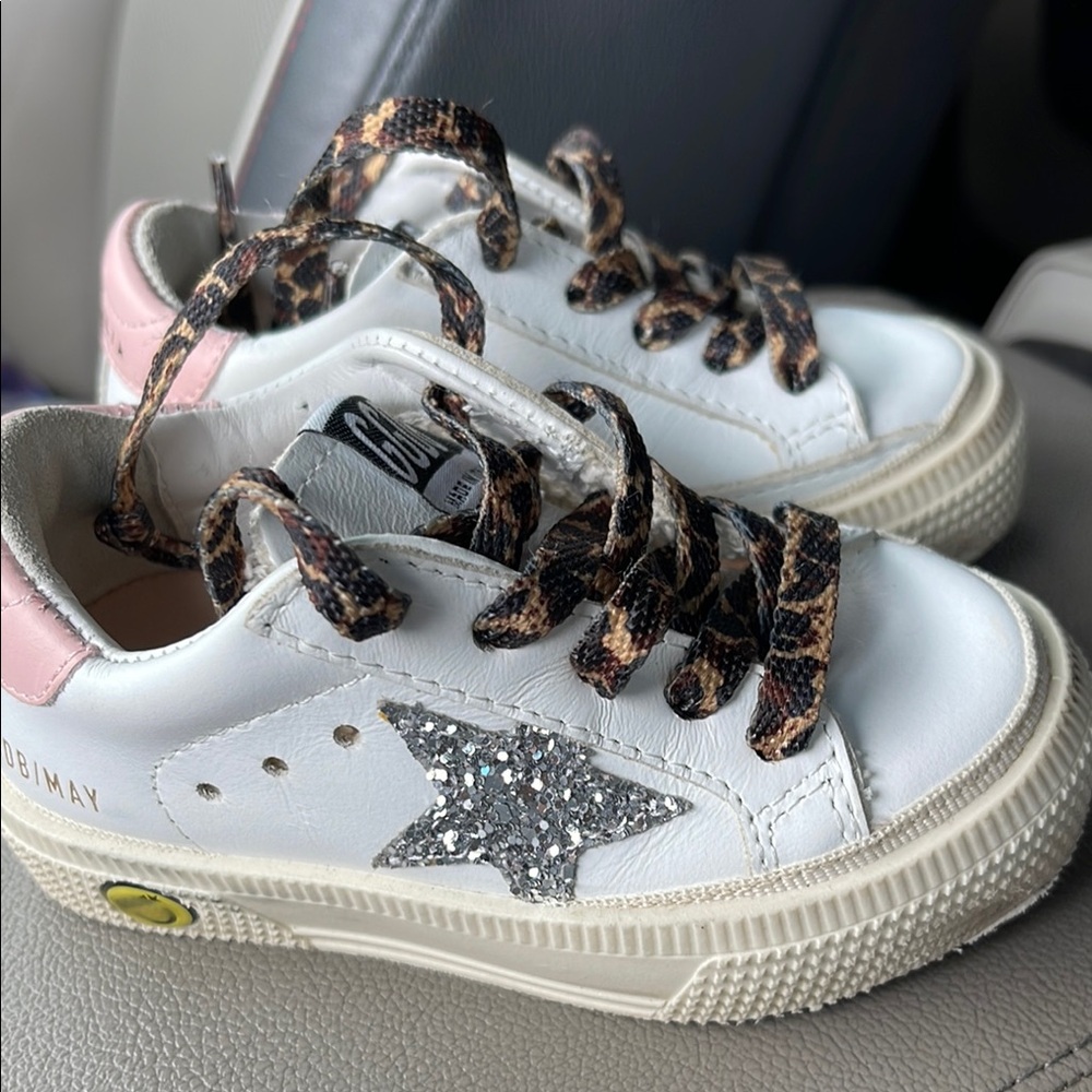 White and Pink Kids Shoes with Glitter Star